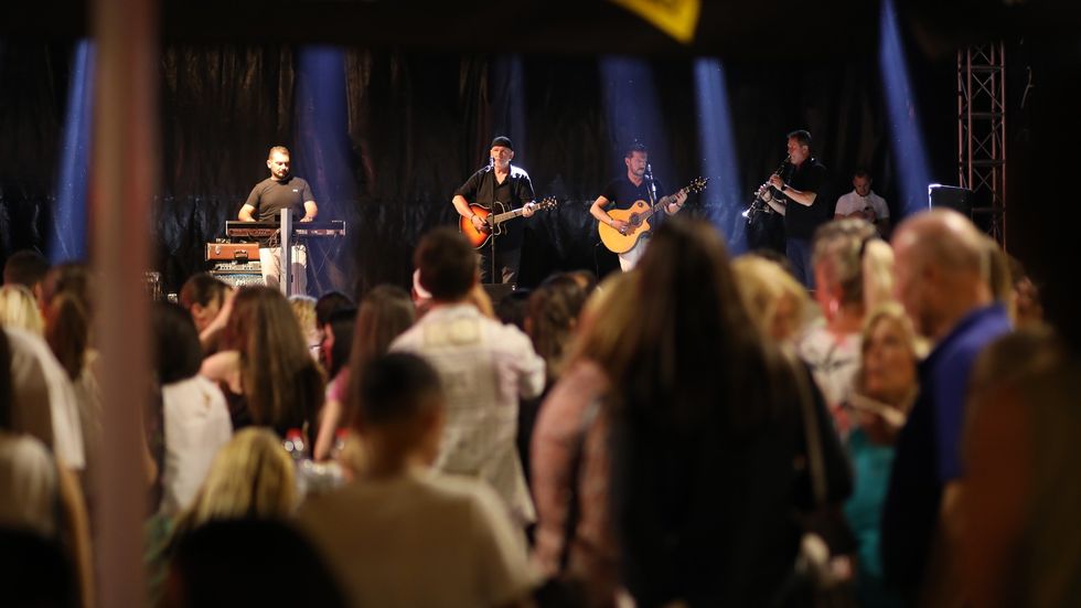 295405912 484093777049851 936567652346228479 n