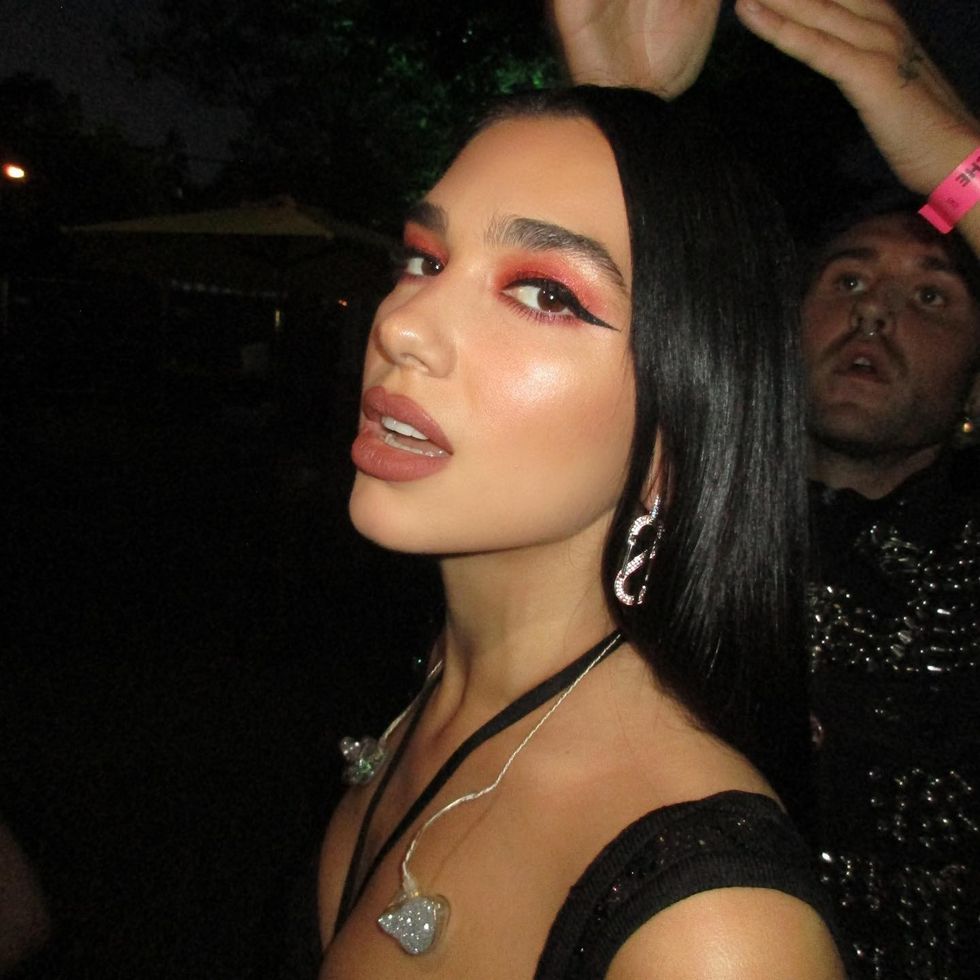 296526498 572689367858251 2858607190665318619 n