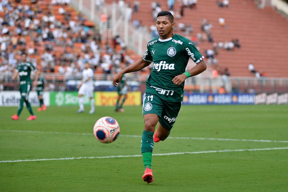 29fev2020 rony faz sua estreia pelo palmeiras diante do santos em partida do campeonato paulista 1583073579346 v2