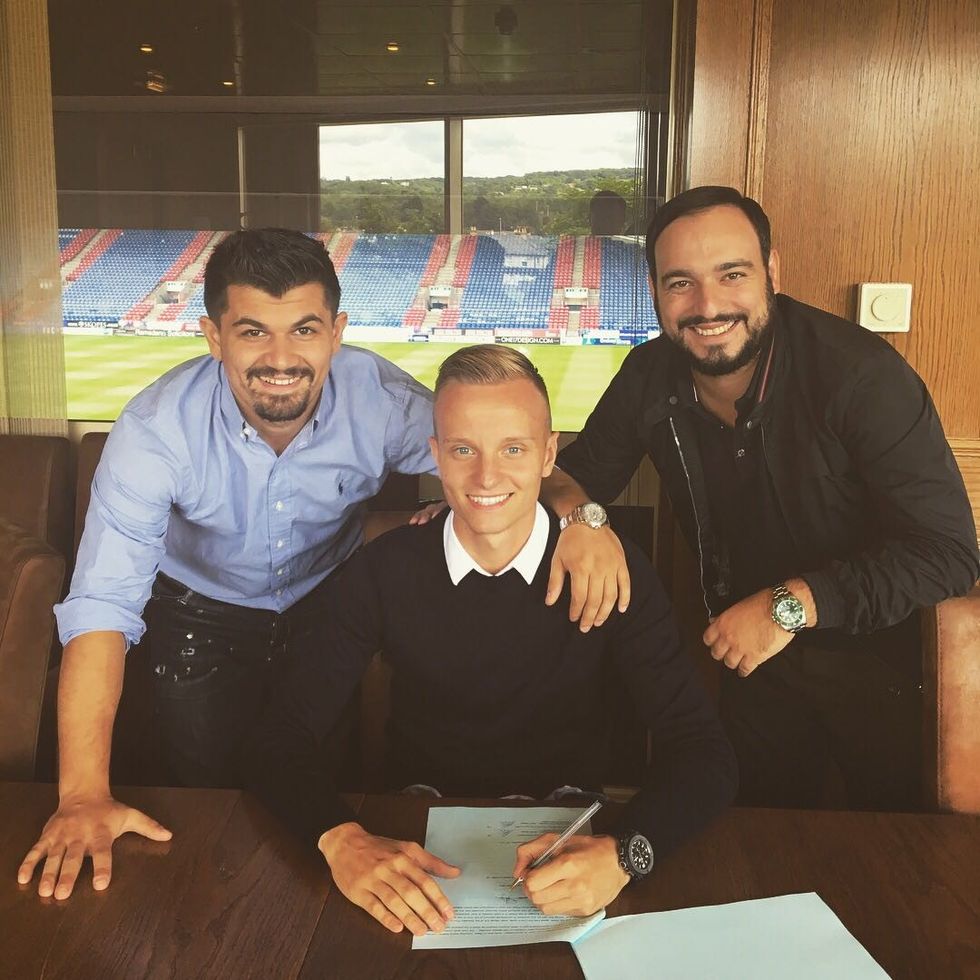 2a6bf70a f388 4cfb bf85 85f1125bd405