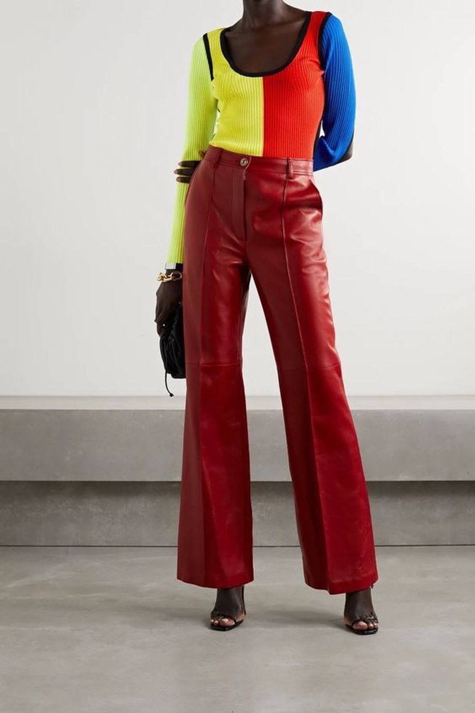 2b43f647b49ca83c1ab15f9a8324f4f4