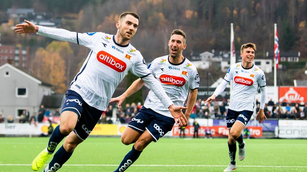 2d8fa493 25fe 484b 8e80 542b683e3dbd