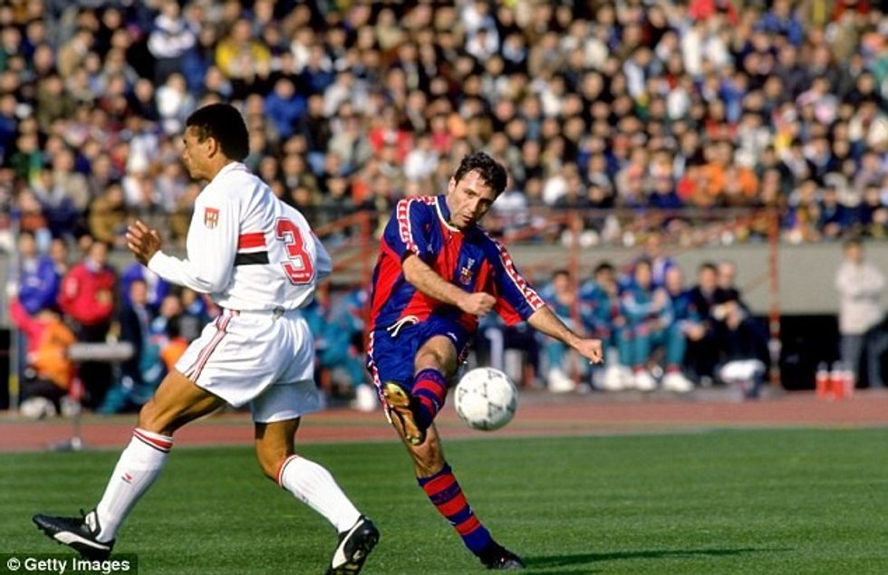 2F5212EF00000578 3357591 image a 22 1449961256235