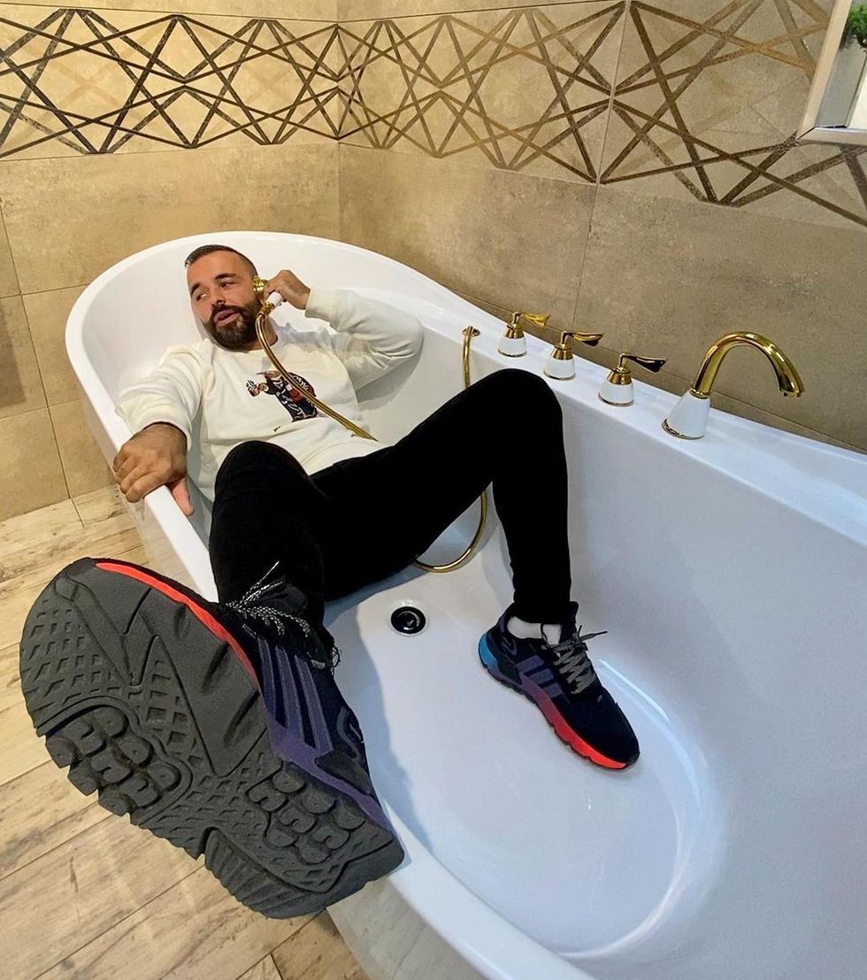 2tonofficial 119992579 801657203986113 3290903800500505697 n