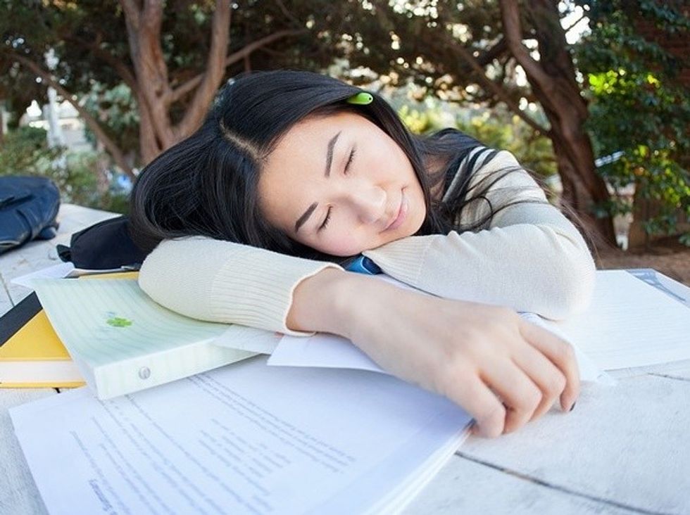 3 640 0 5ed023b92b56b