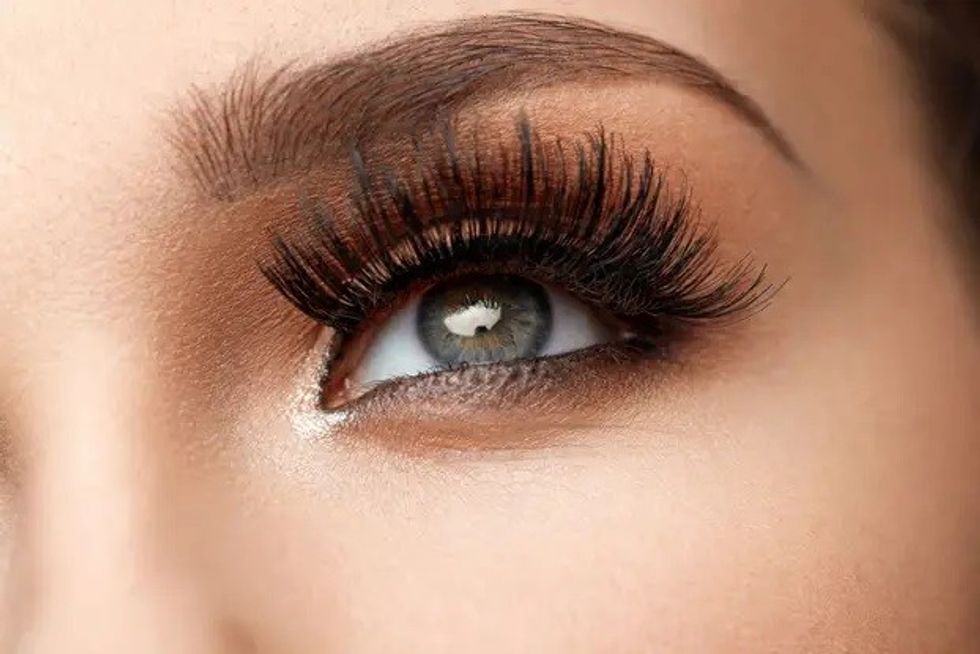 3 dreamstime m 90871228