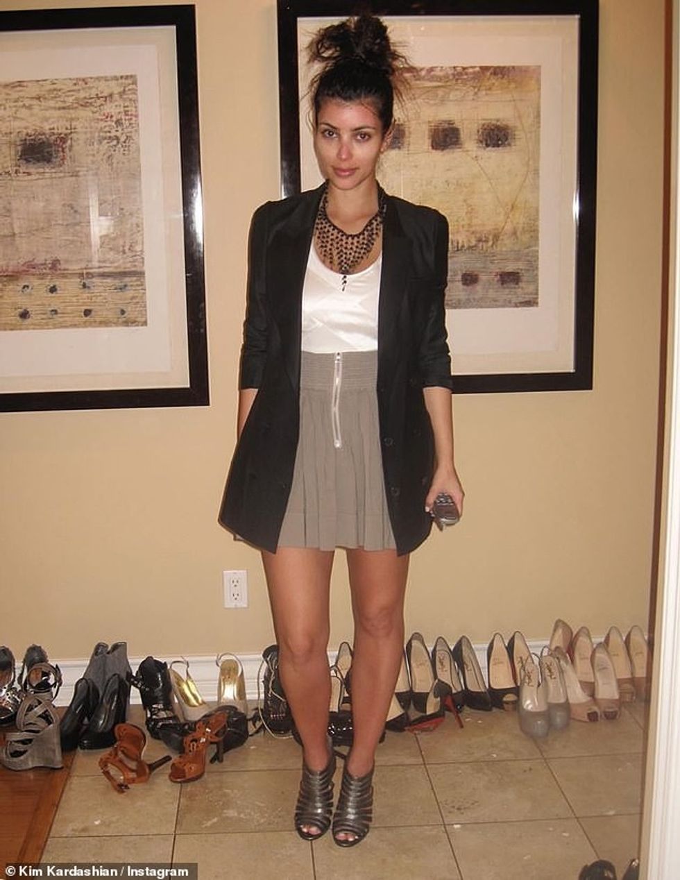 30474012 8497033 Early years Other looks included a beige pleated skirt white sil a 6 1594109892817