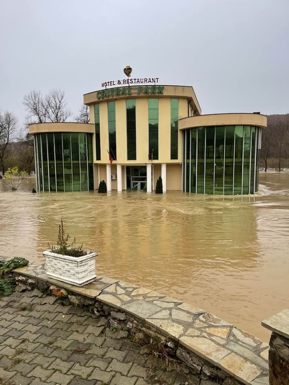 316415573 2266647553506531 2362508355111171456 n