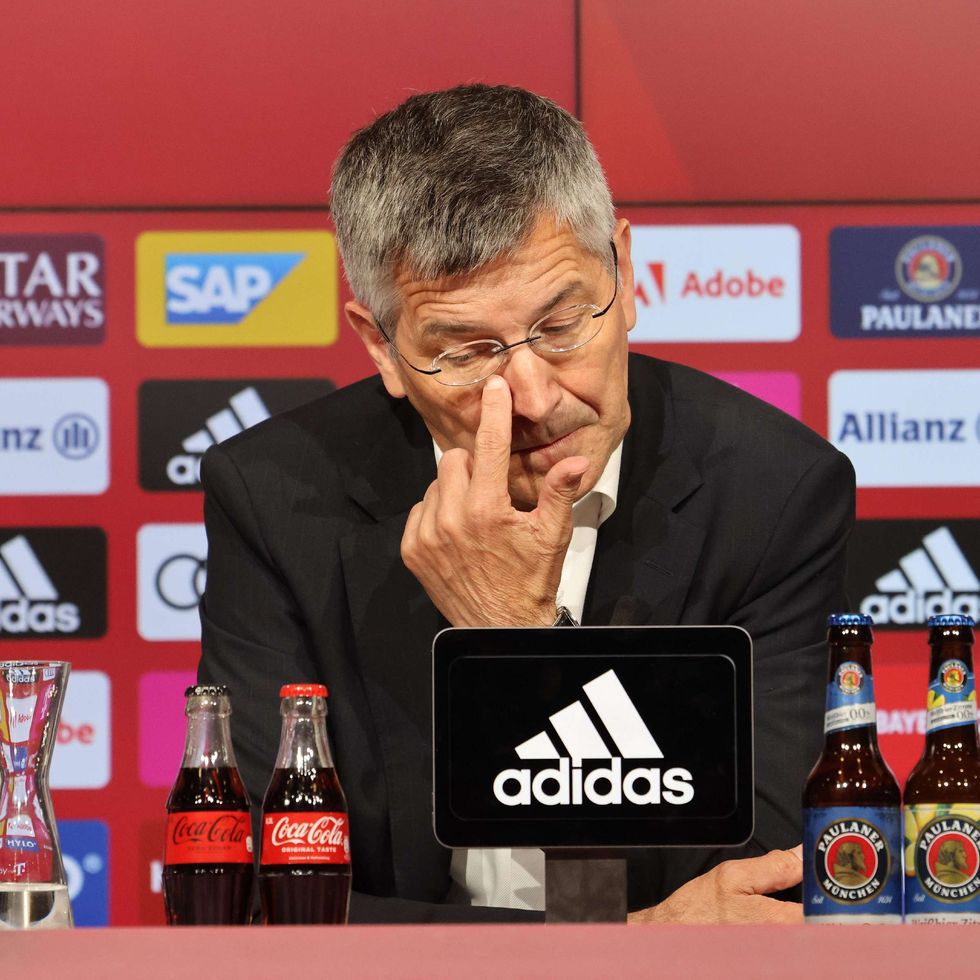 31878411 da kam den verantwortlichen des fc bayern jemand zuvor herbert hainer gibt zu dass die verkuendung so nicht geplant war 26iYTfwB5Qec
