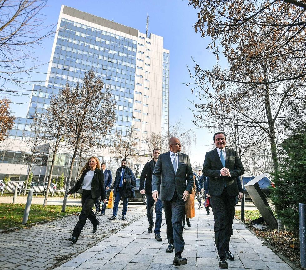 319935559 462701456026615 8594051199812564634 n