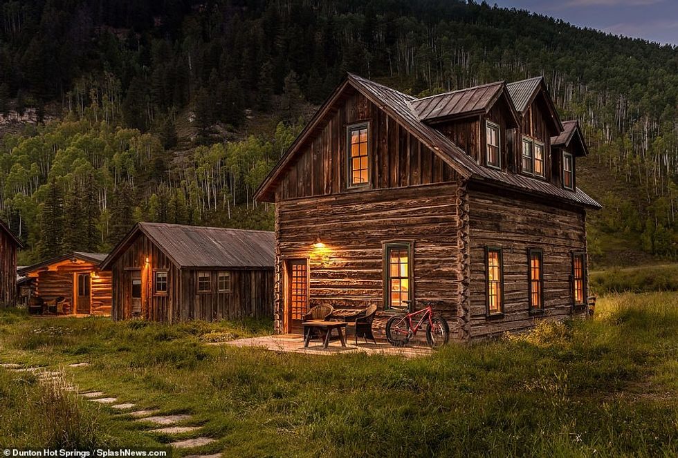 32000656 8632031 Dunton Hot Springs Four miles along the river lies the Dunton Ho a 23 1597559199958