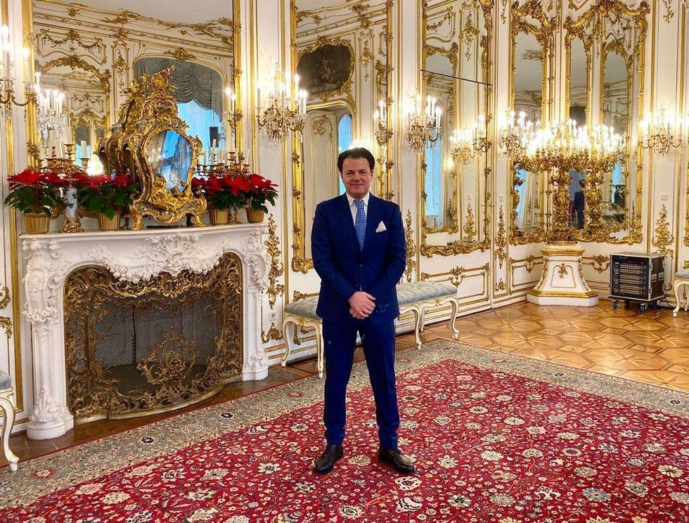 320250880 890493011947672 4238417111369320583 n