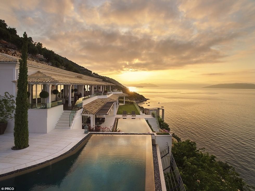 32034900 8634479 image a 23 1597648563142