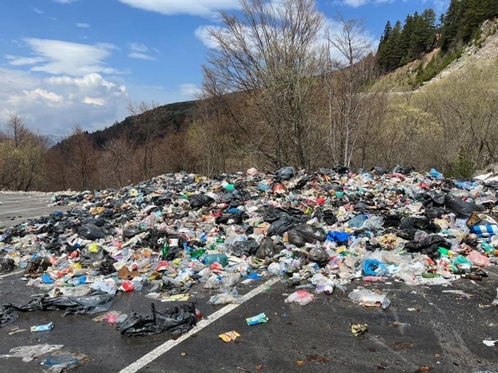 320563391 890066465762323 2762400549459987585 n