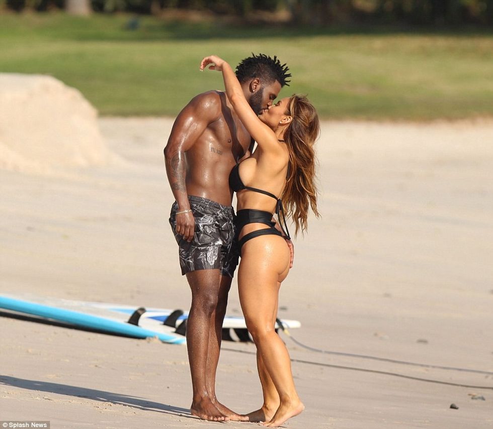 3209B66E00000578-3484448-image-a-15_1457548504903