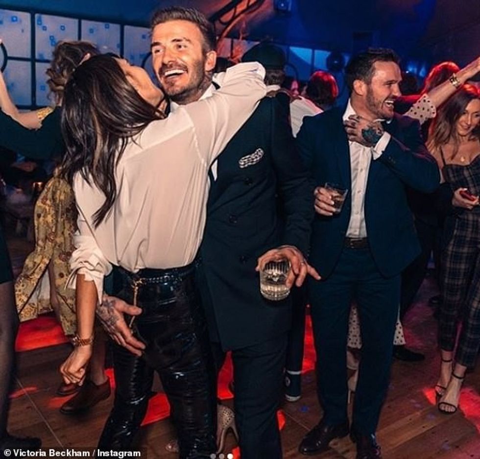 32892254 8707461 Super spreaders David 45 and Victoria Beckham 46 are said to hav a 66 1599516525605