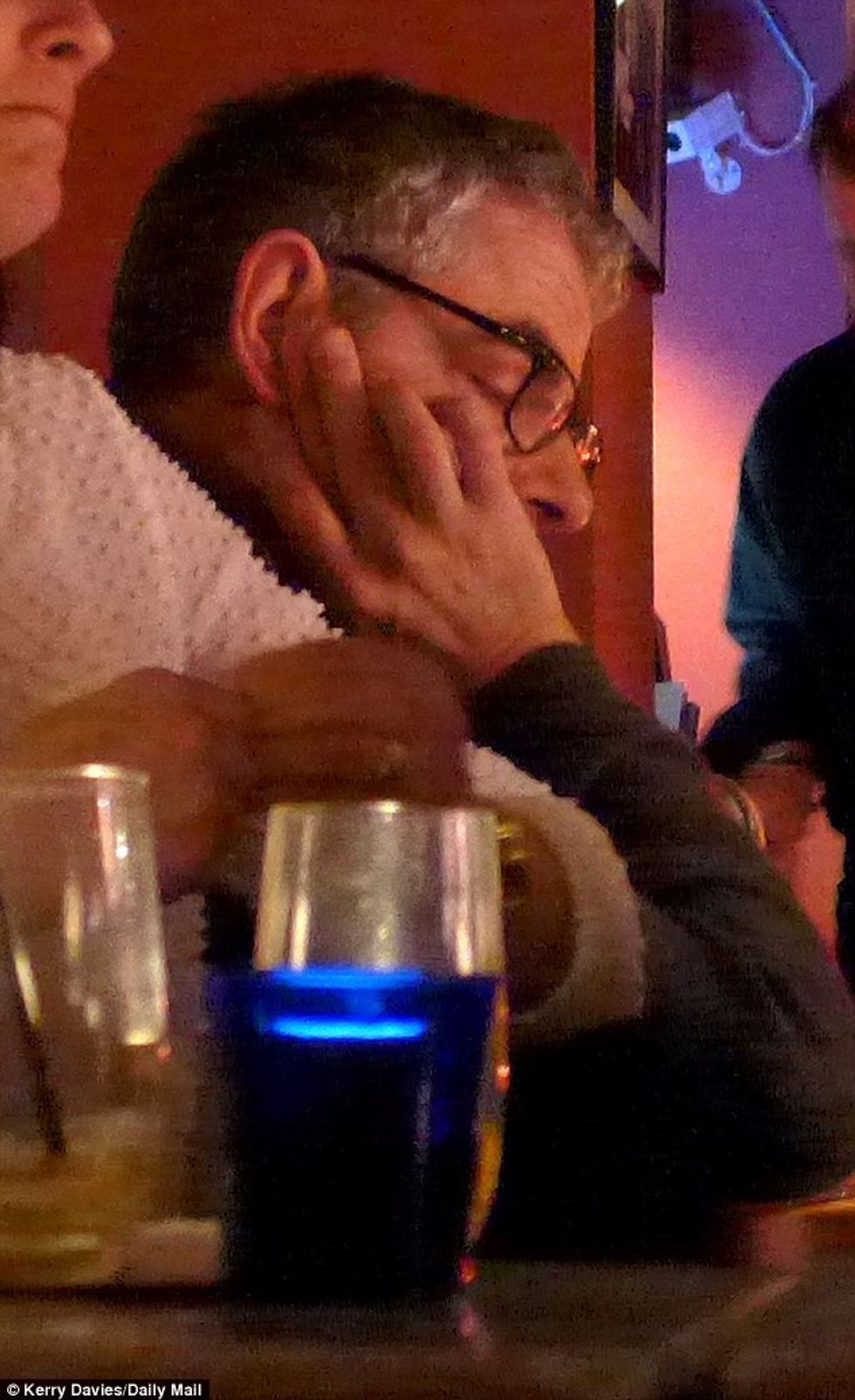 3296FAA000000578-3511867-image-a-283_1459120703380