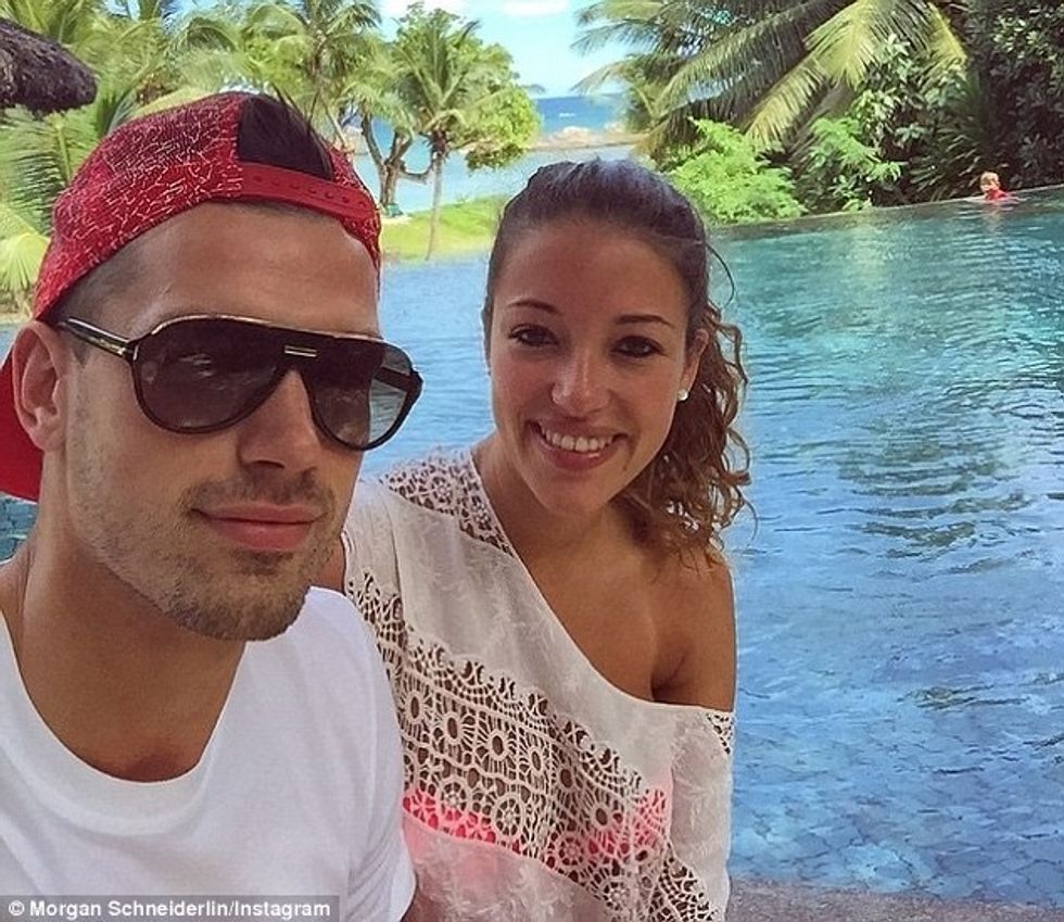 32B429D400000578-3517448-The_midfielder_and_the_management_and_marketing_student_from_Str-m-8_1459433735398