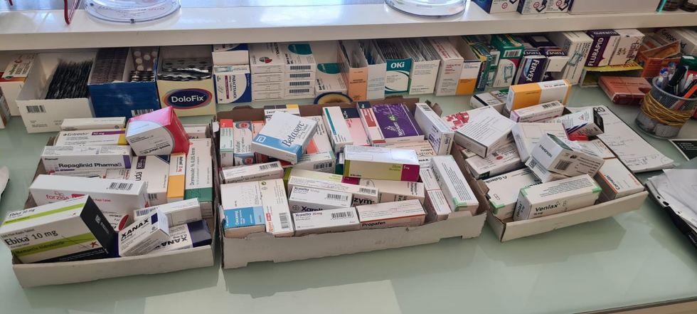 32c42edf 988e 41c2 923c 268218042181