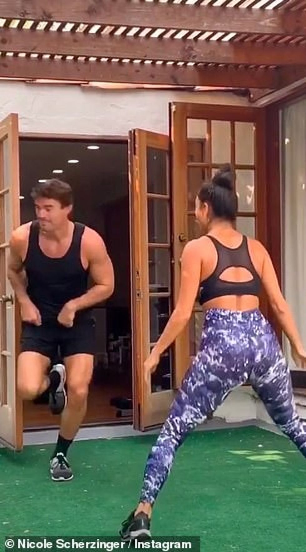 33051456 8722297 image a 170 1599823330137