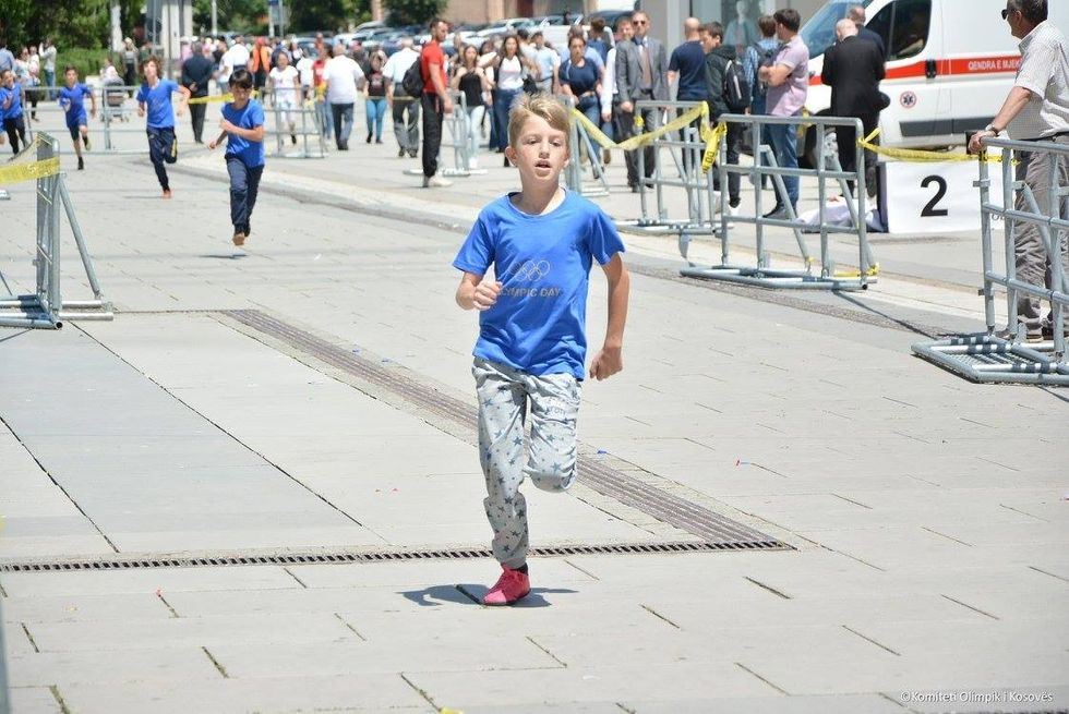 33609005 2016820758341579 817934078656380928 n 1