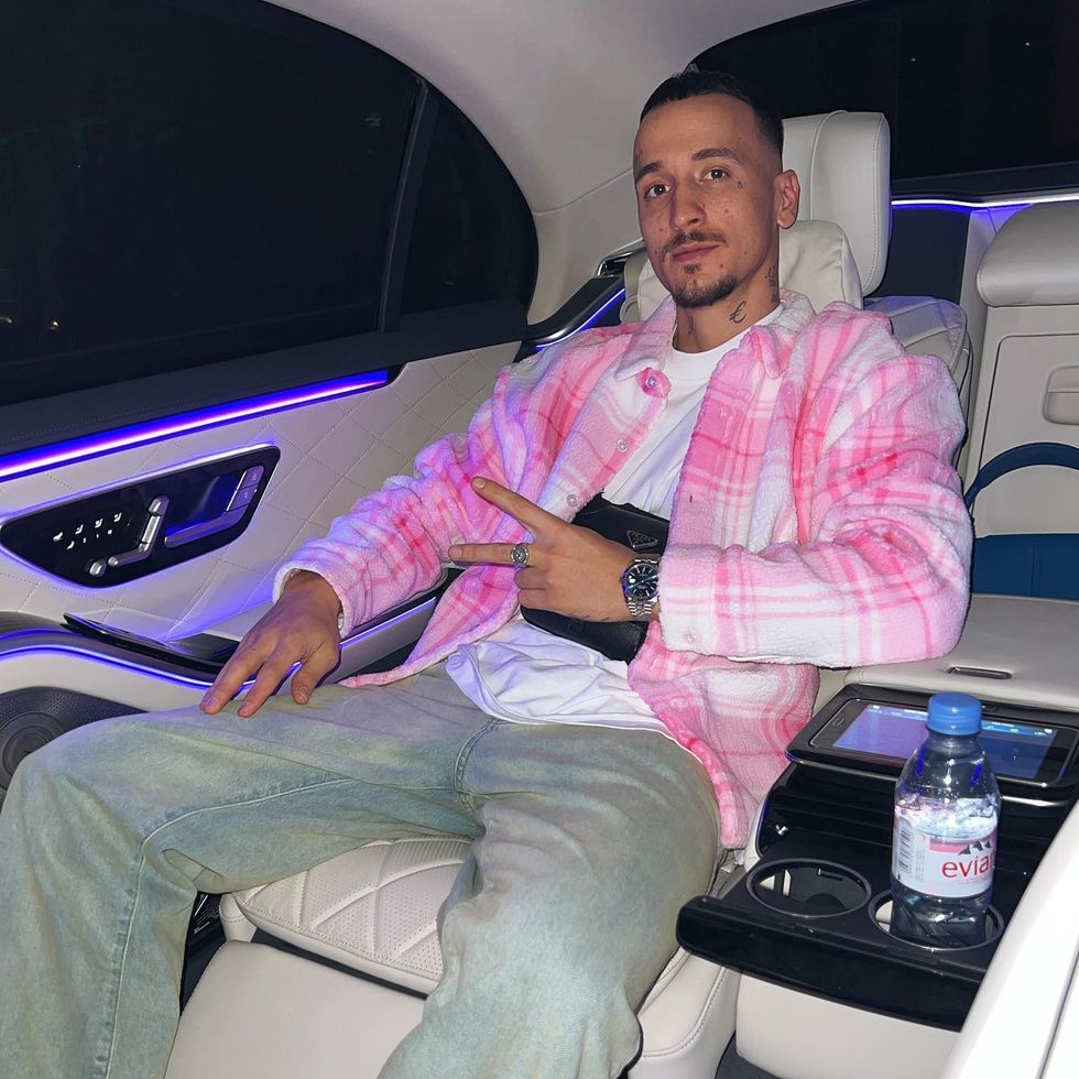 339129591 747063550129273 7893773531388268841 n