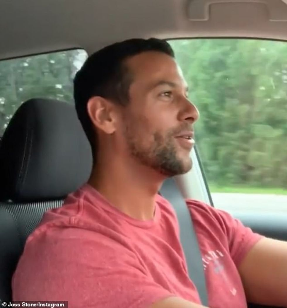 33999224 8806271 Dad The songstress 33 is expecting a baby with her American musi a 28 1601897879167