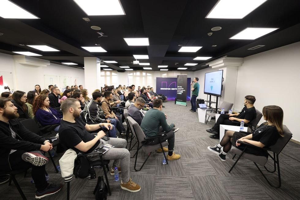 340555065 773073401279440 5711938082617154531 n