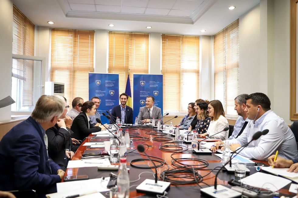 34386229 10156462021327451 5886059375574908928 n