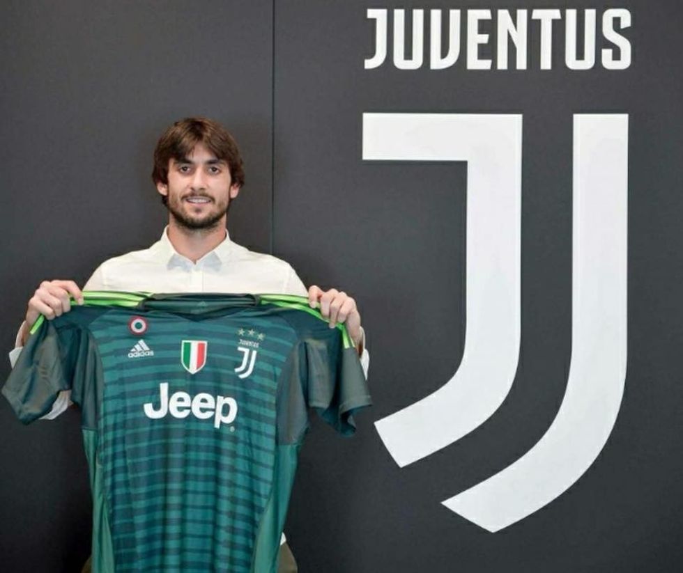 34704867 1505583866235903 1507191147577999360 n