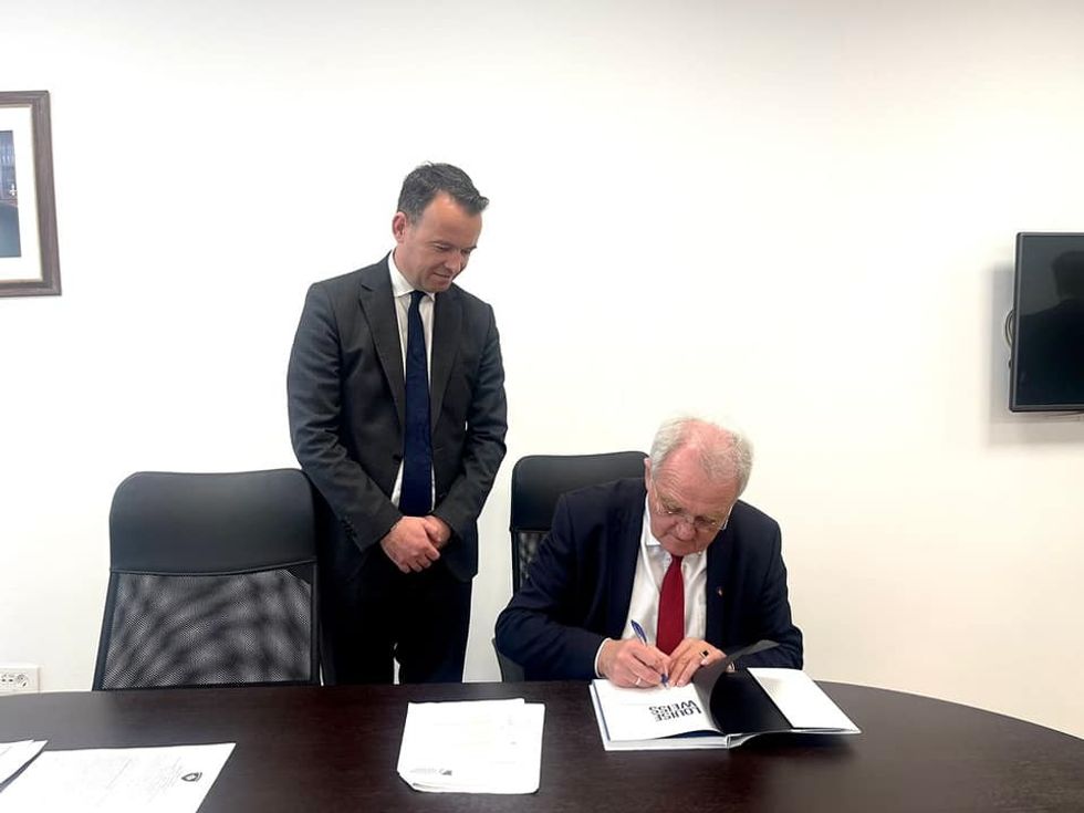 347266052 164756339860579 3475417345862151734 n