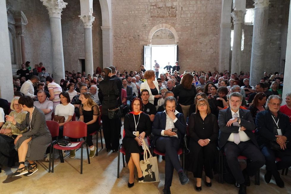 348359446 936894437360445 4356451519645621084 n 1