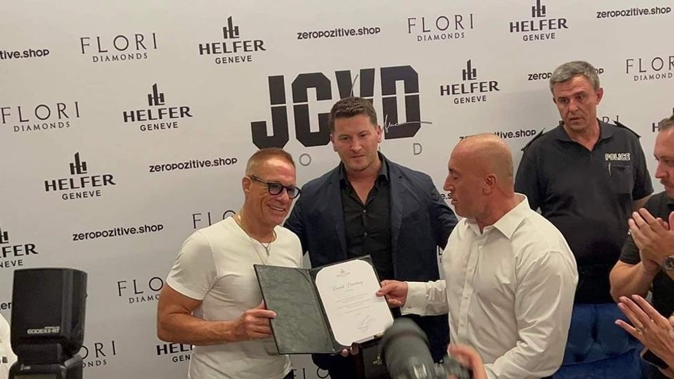 348601216 657828226375216 4429913599352152849 n