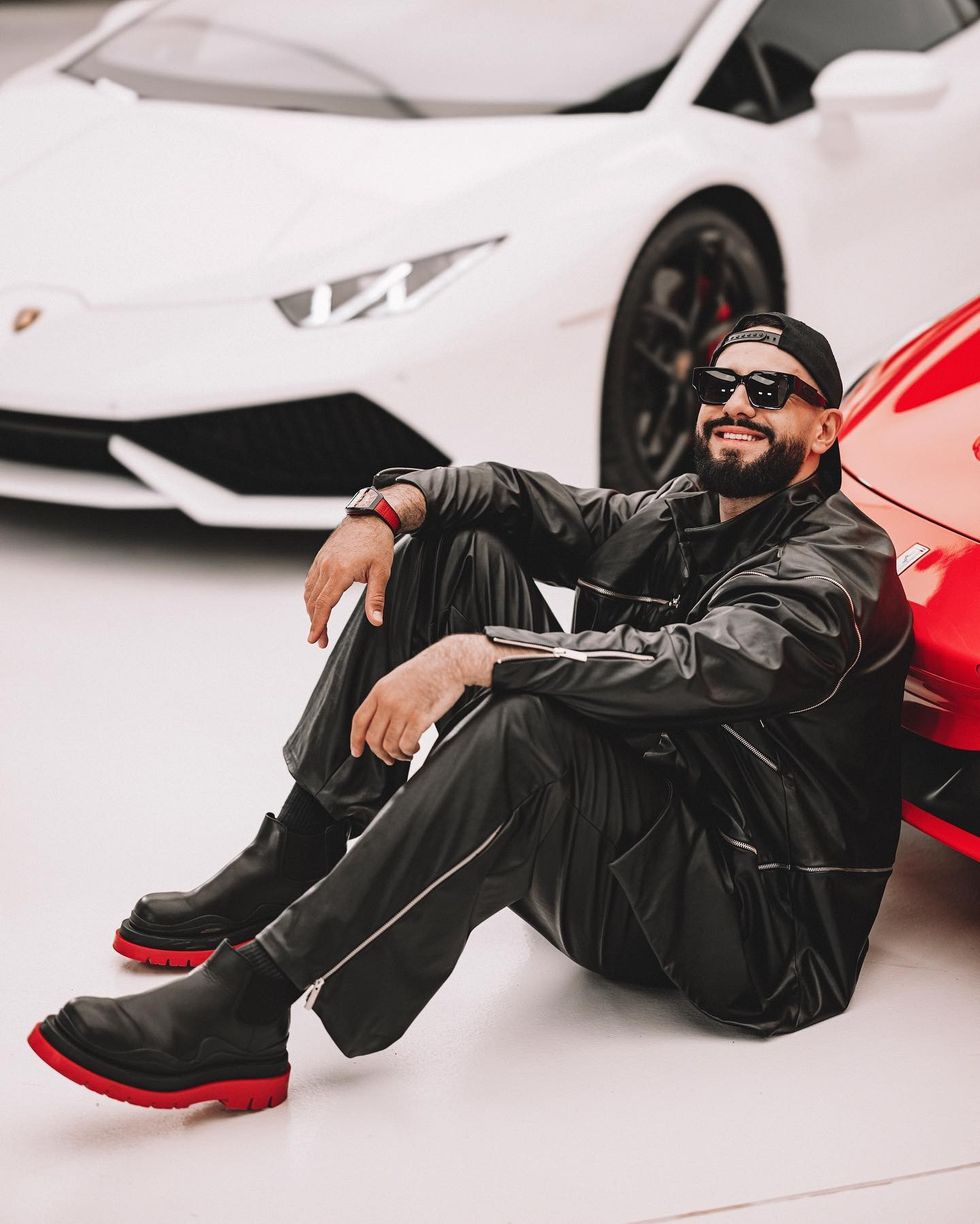 350243178 1063423521302421 1628442037696771208 n