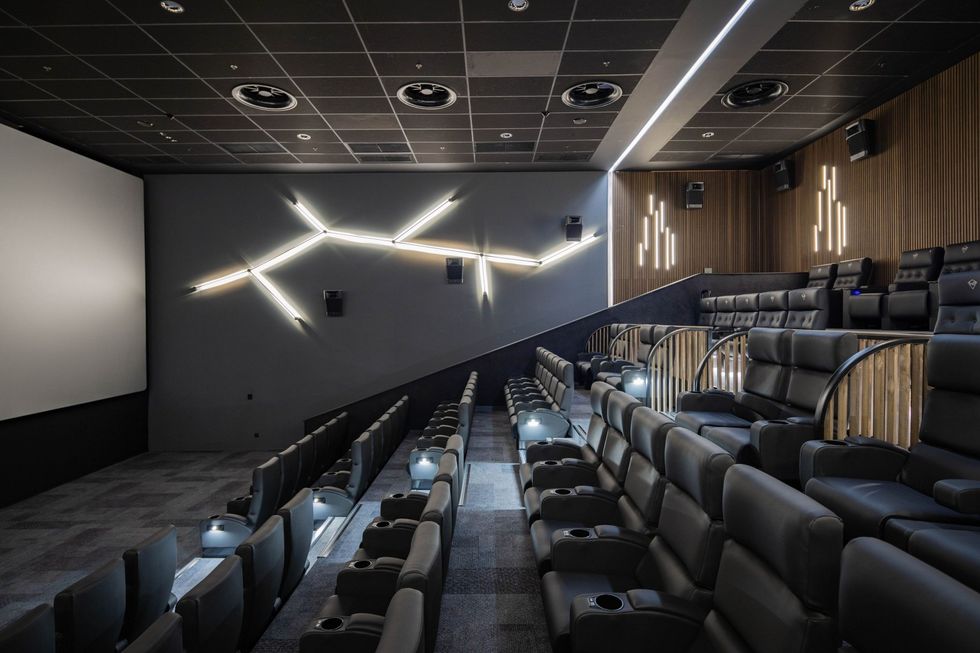 350355813 1185774598755531 9000134928805487018 n scaled