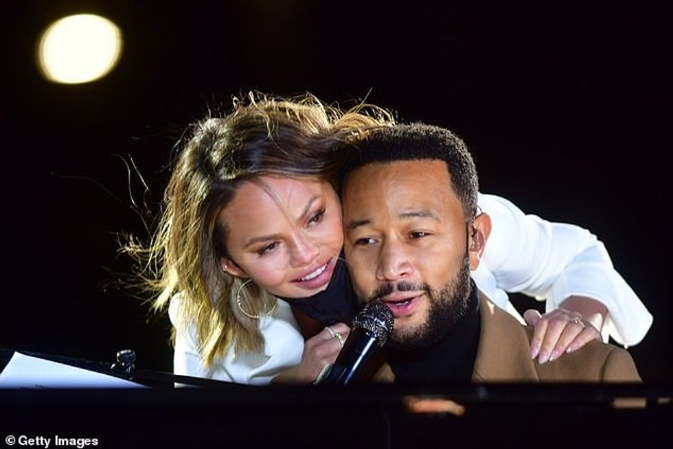 35183288 8908499 image a 1 1604389831437