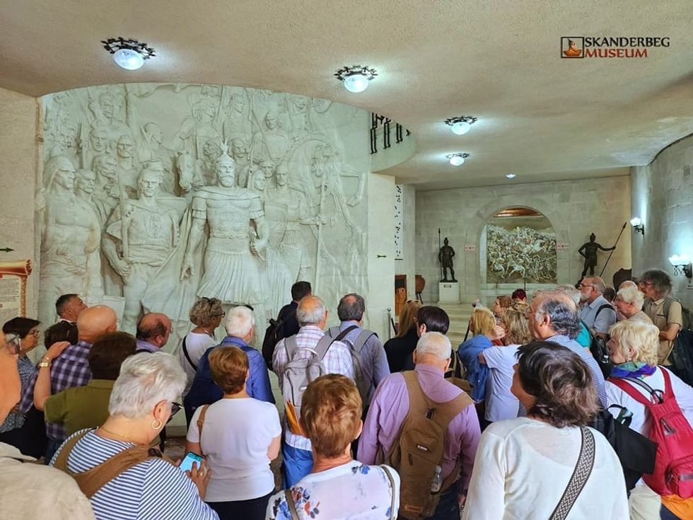 352392982 783738026730897 8072607550273448235 n