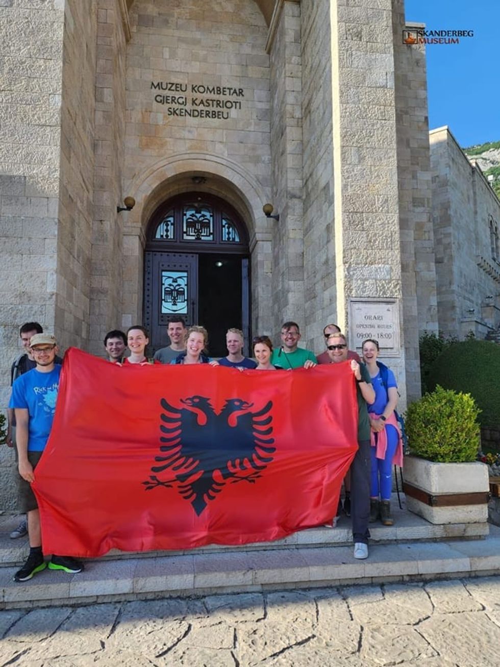 352777010 1019588435862398 4064397049809105455 n