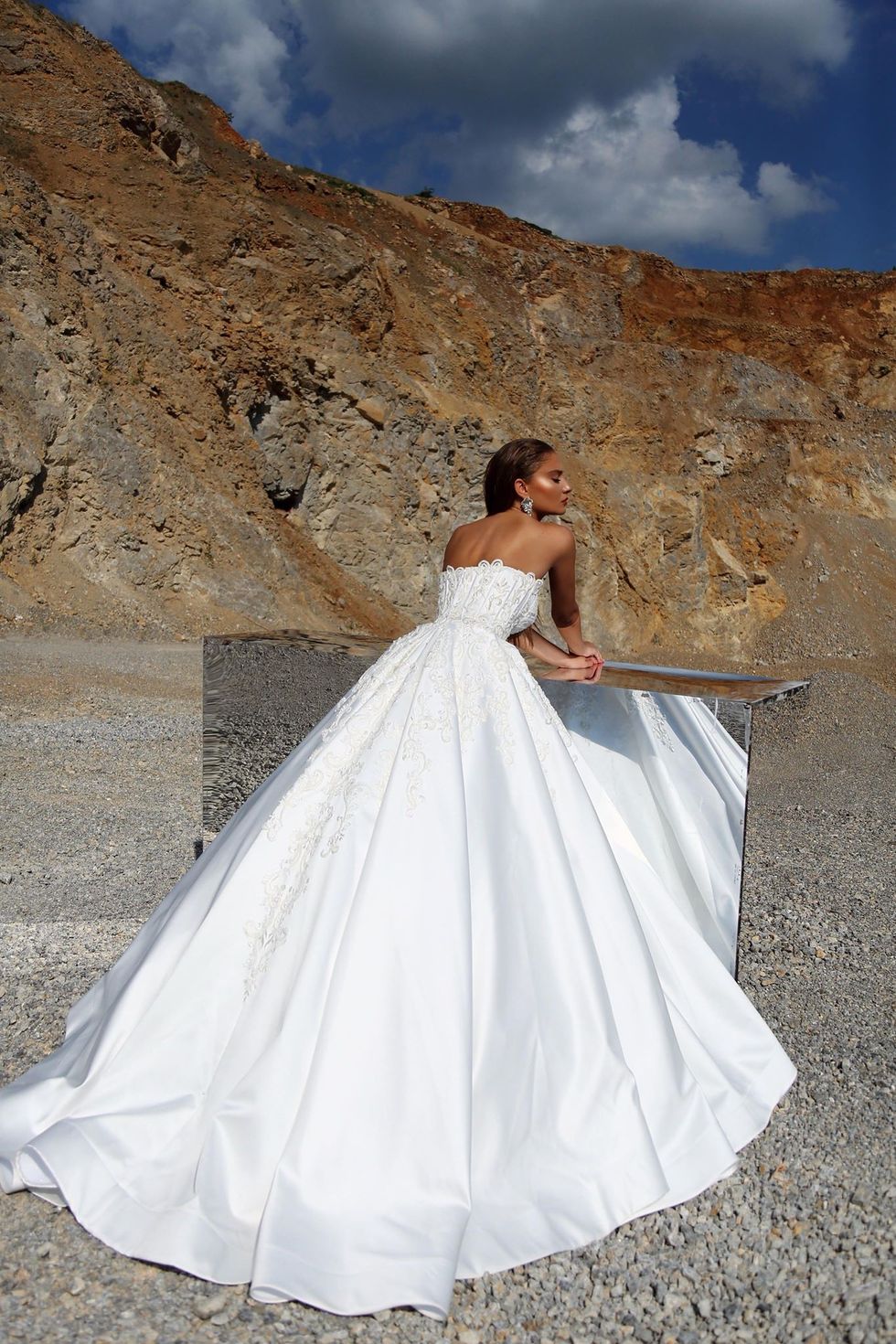 35694770 1846005165465919 5420196762742685696 n