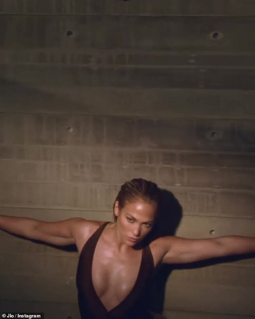 35777028 8955315 image a 8 1605623738705