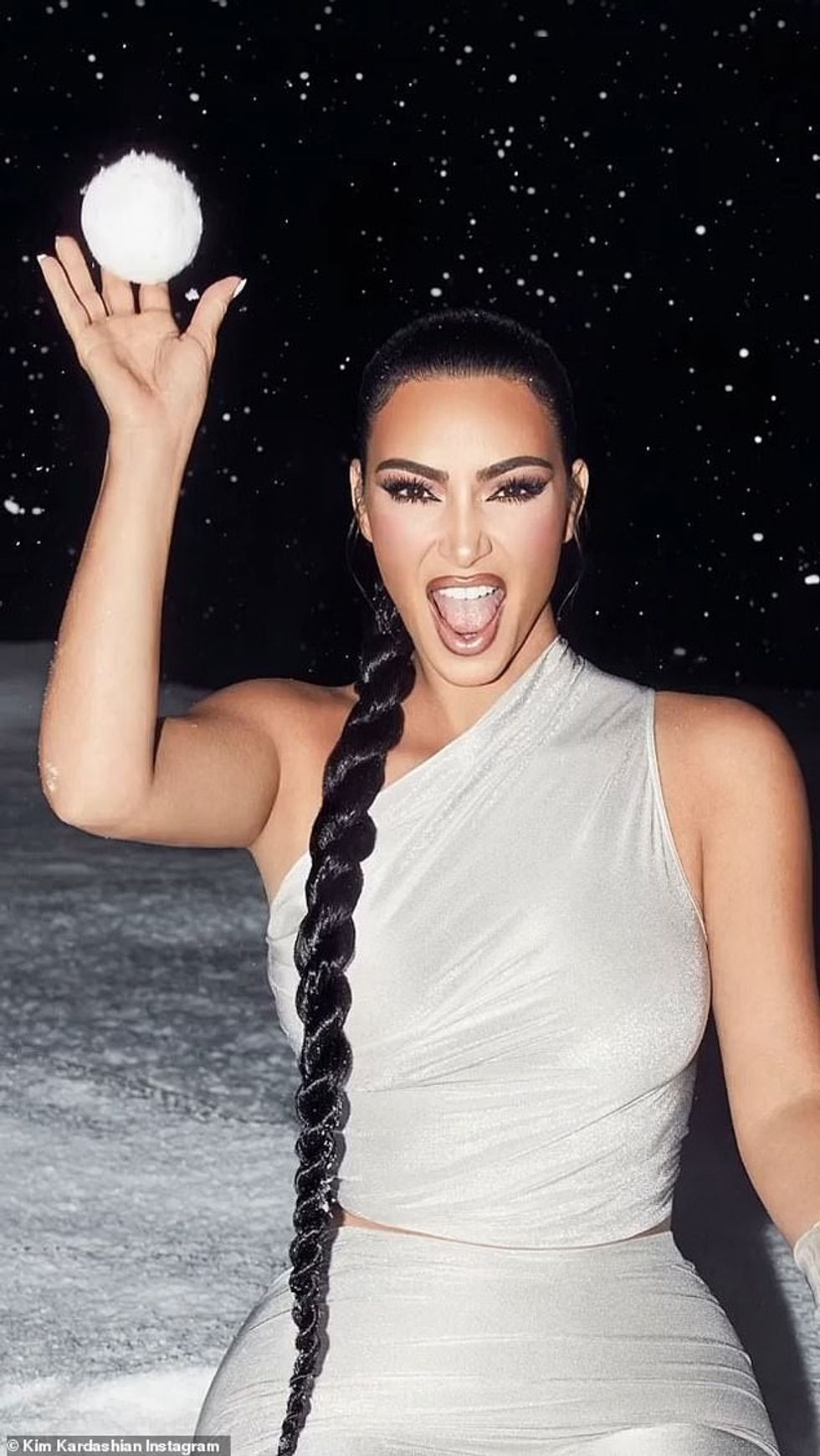 35791292 8958899 image a 61 1605646651716