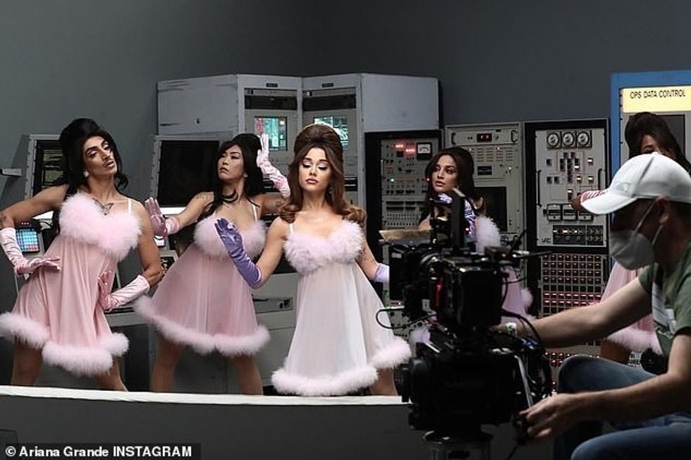 35921958 8971339 image a 4 1605900578603