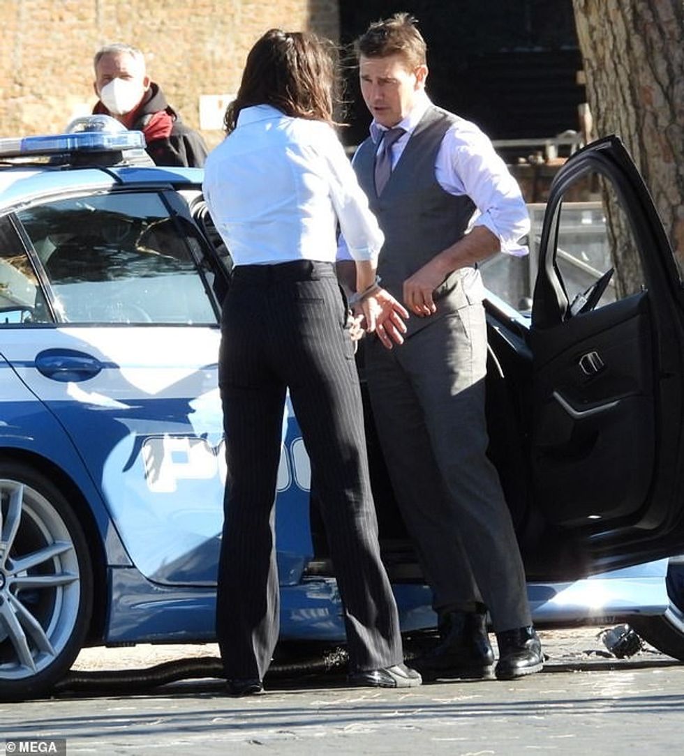 35941654 8972661 image m 97 1605963655135