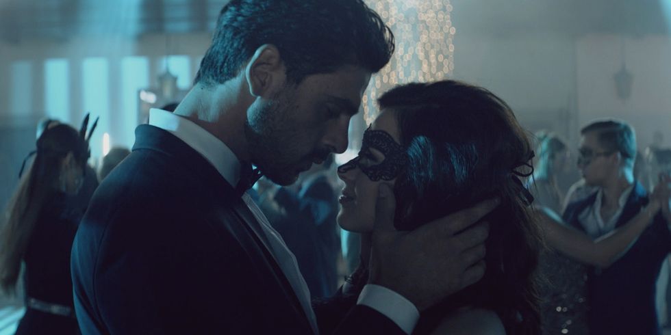 365 days netflix mc main 200703 02