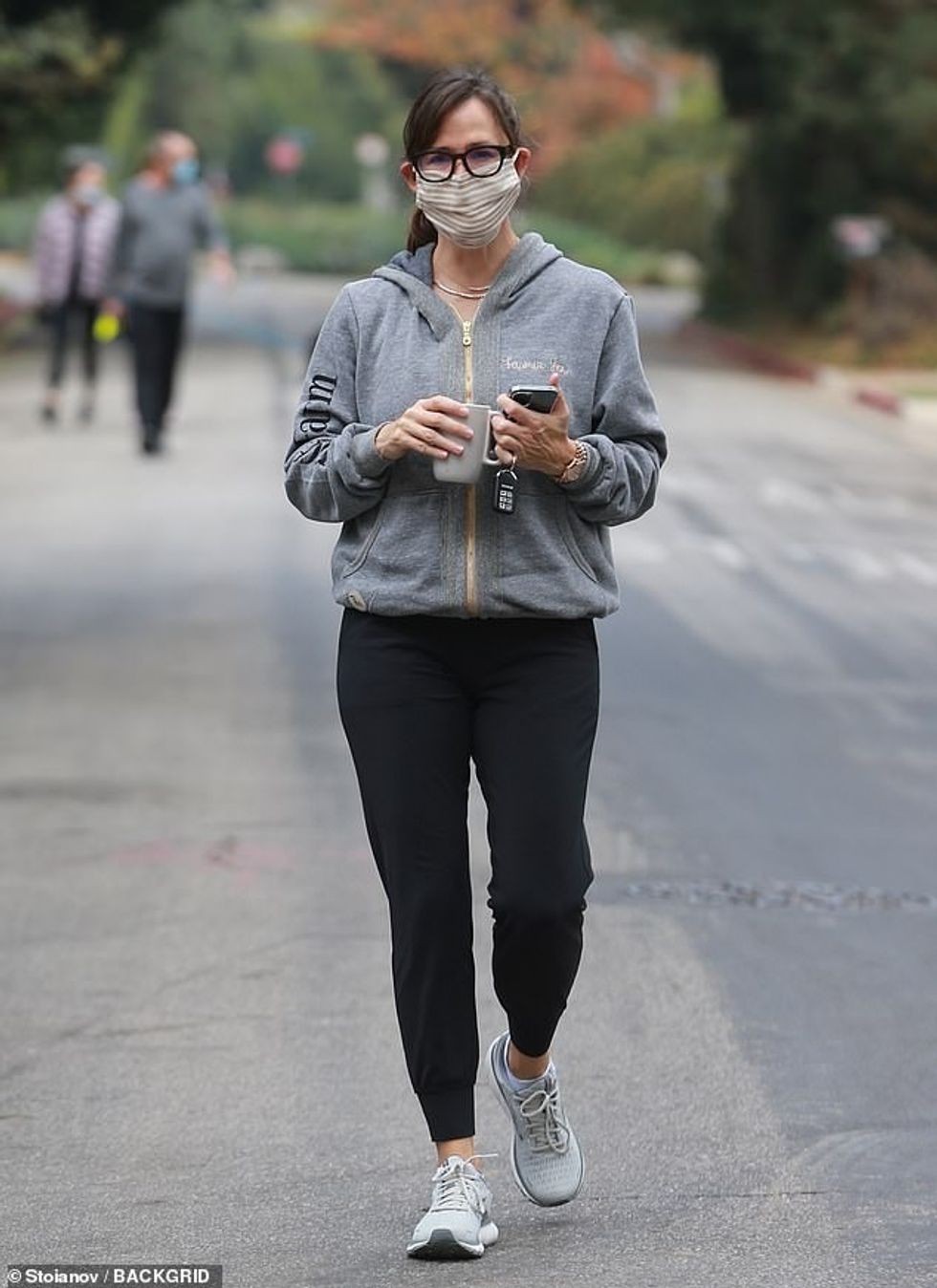 36770886 9047403 Masked up Jennifer had on black rimmed spectacles and had her br m 91 1607817703847