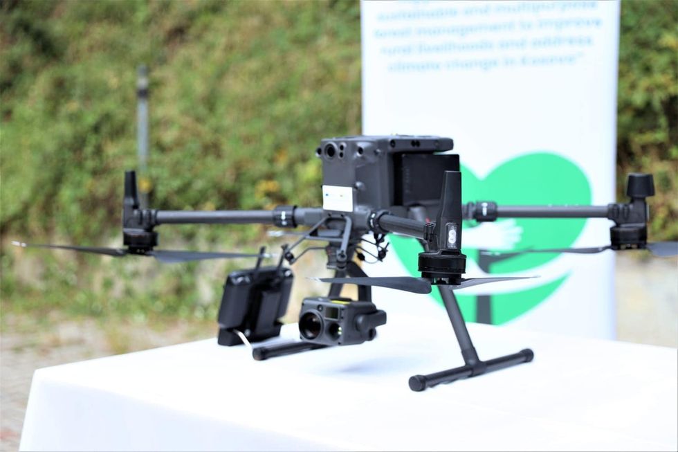 369797521 779879867479409 774384