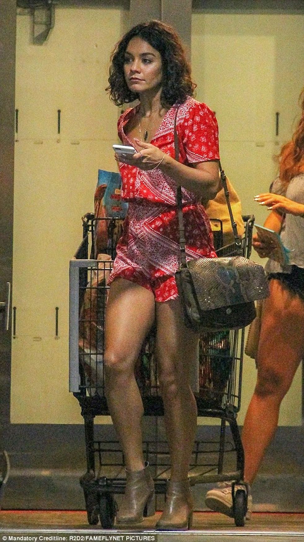 374F969500000578-3744635-image-m-165_1471411856980