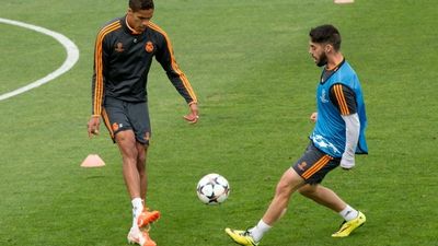 2018/05/isco-varane-e1525514523252.jpg