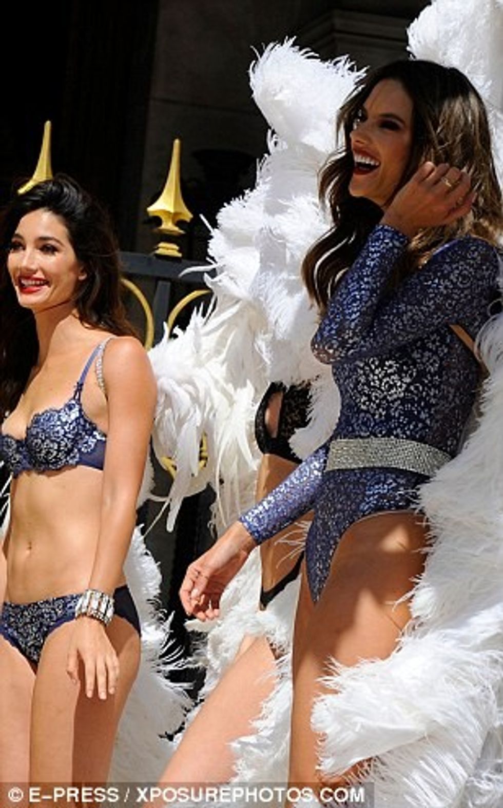 3774B66D00000578-3751434-image-a-322_1471779188923