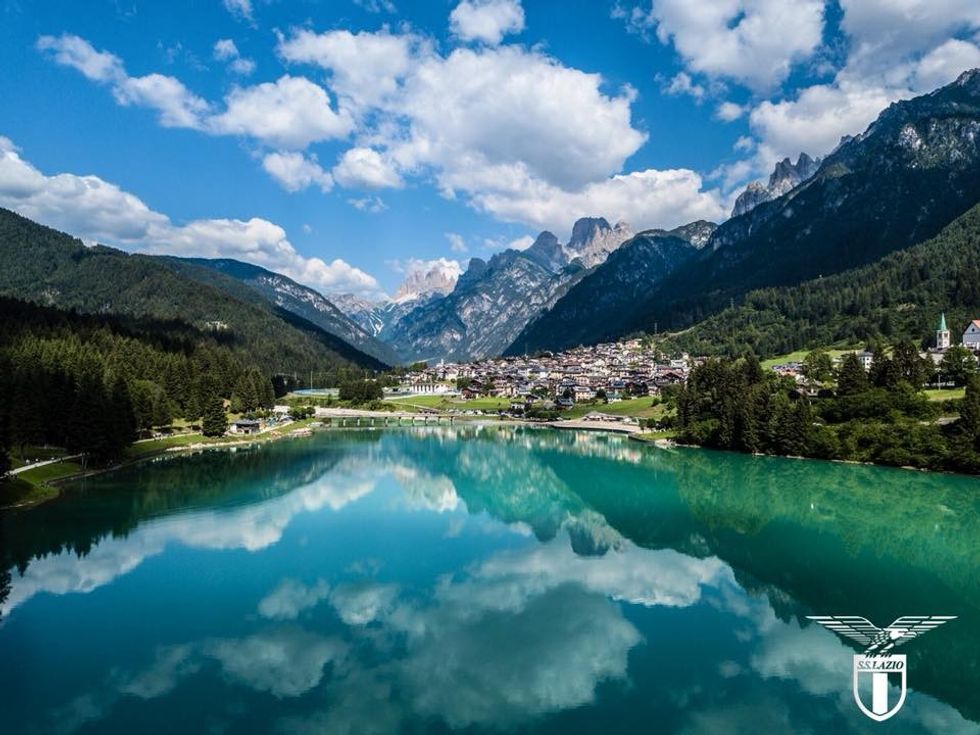 37772604 1649177348526411 8393927213916880896 n